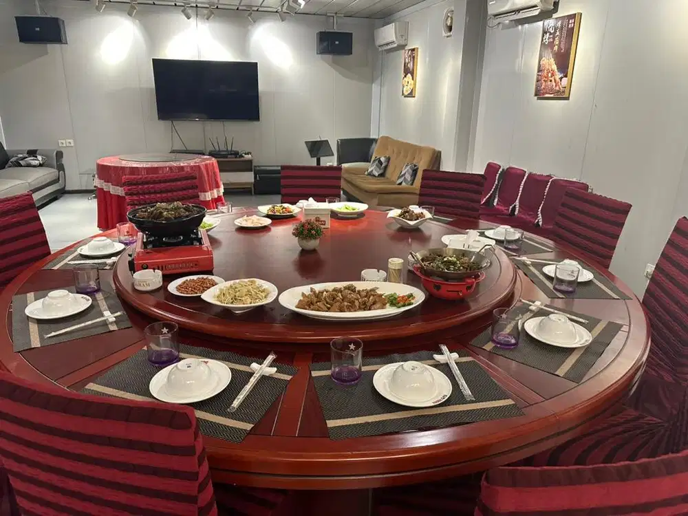 Waiters& kasir Restoran chinese