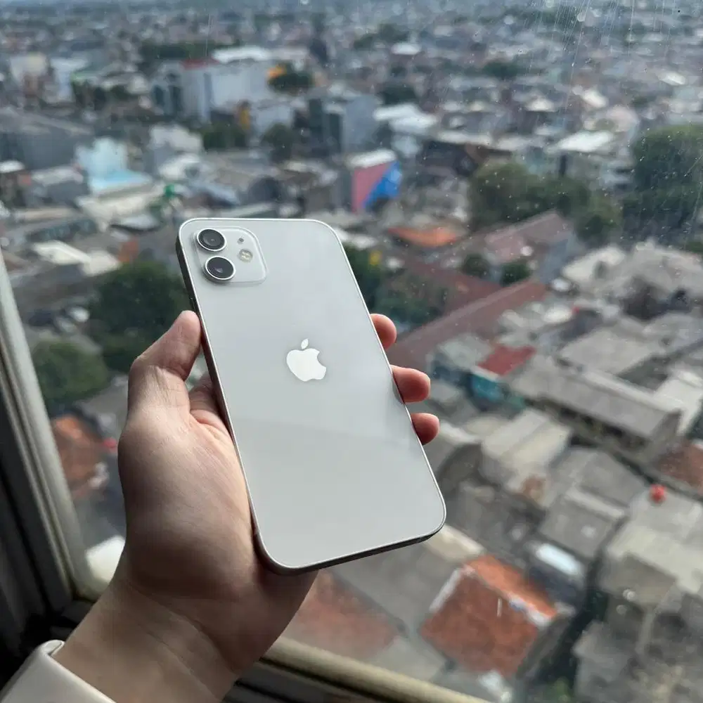iphone 12 64 white beacukai