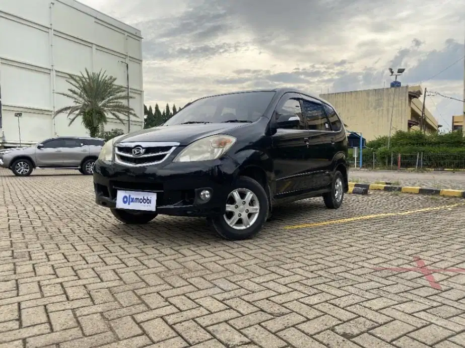 TDP 3,JT Daihatsu Xenia 1.0 Li FAMILY Bensin-MT Hitam 2006