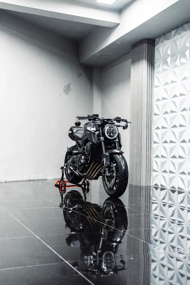 Honda CB-650 Neo Black Freedom 2023