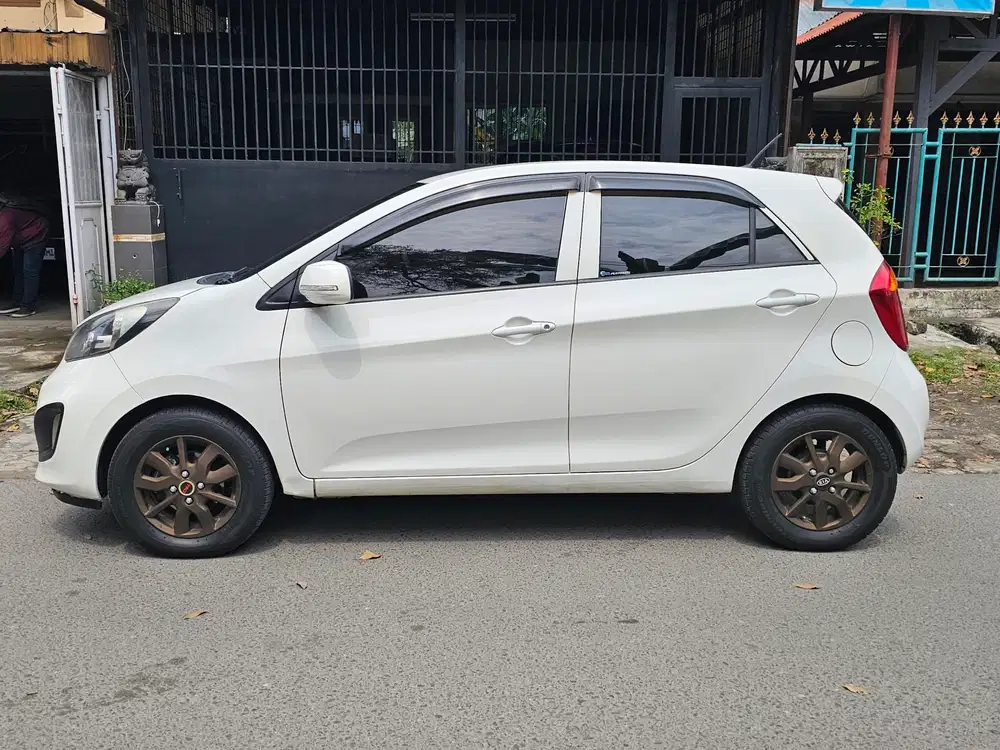 Kia Picanto SE 2011 Bensin