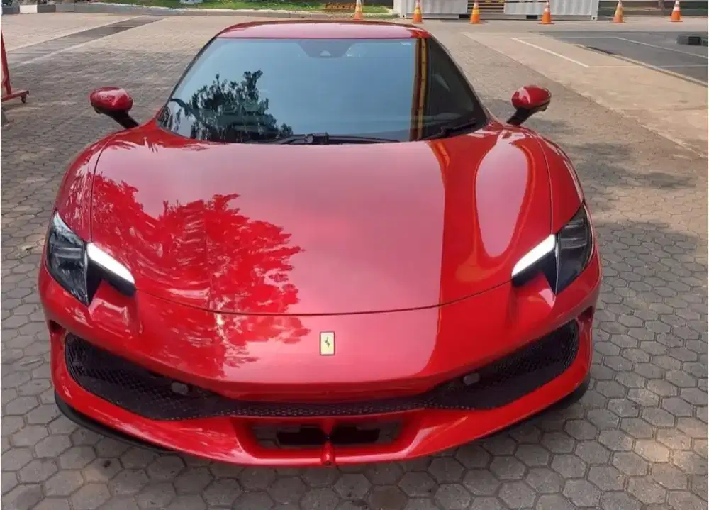 Ferrari 296 GTB 2023