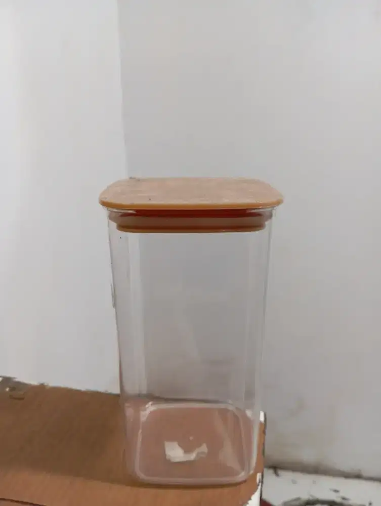 Toples Kaca Tutup Kayu, 90%