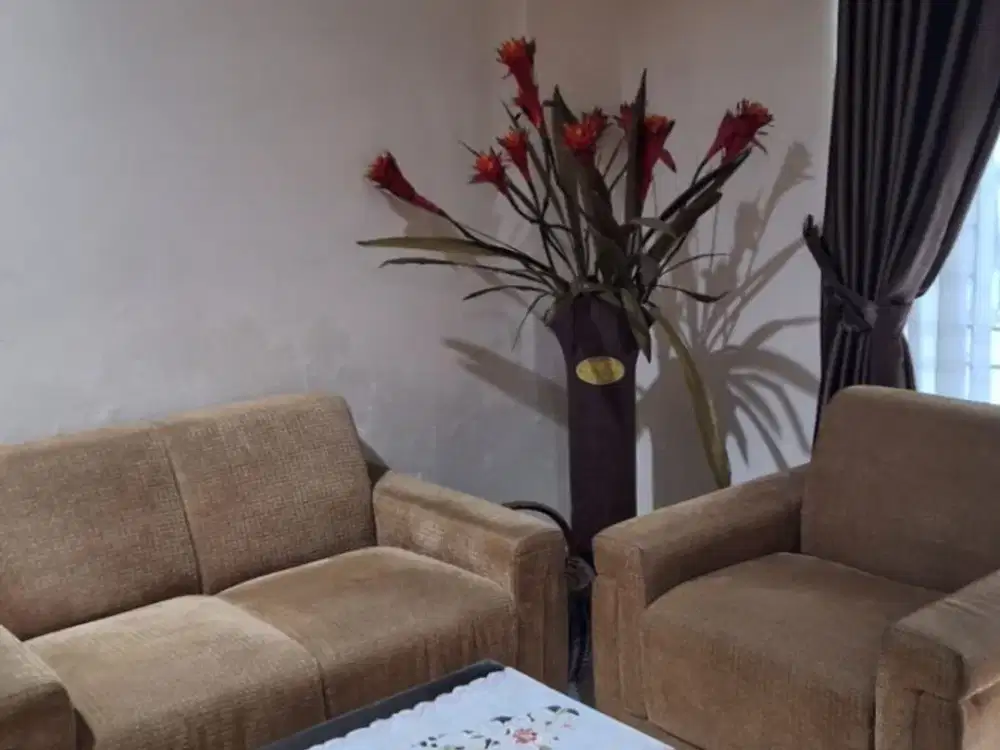 Disewa Rumah 2 lantai furnish di Foresta Giardina BSD City