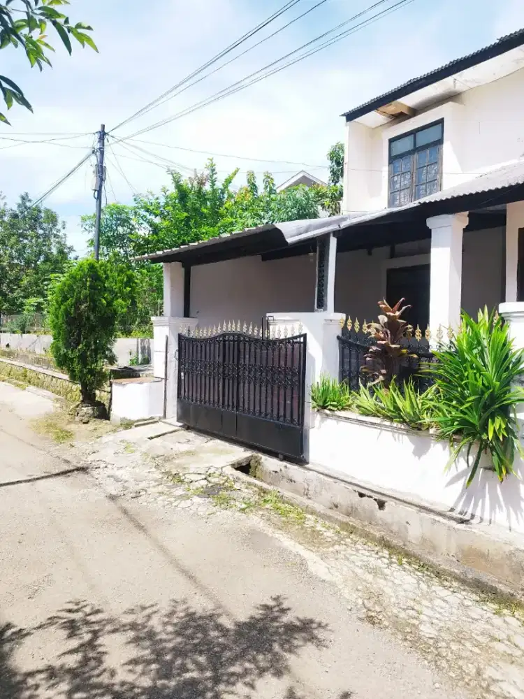 Rumah komp. Cipageran I Cimahi  2 lt LT 113m² LB 90m² 620 jt nego