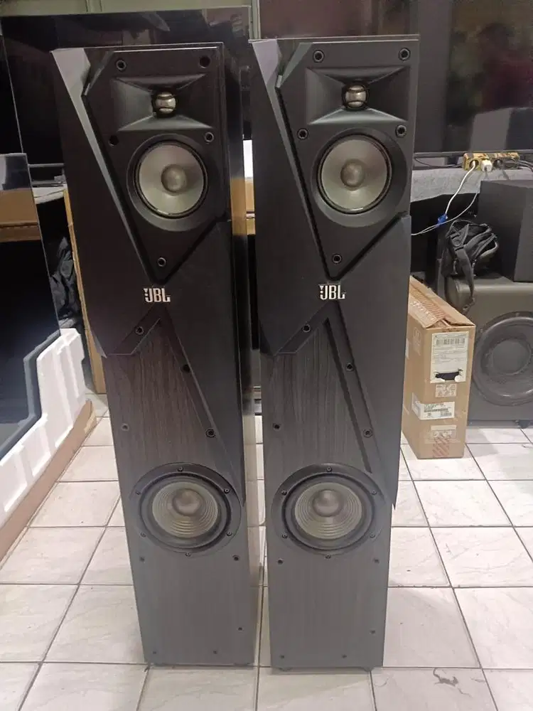 Jbl studio 180 speaker standfloor