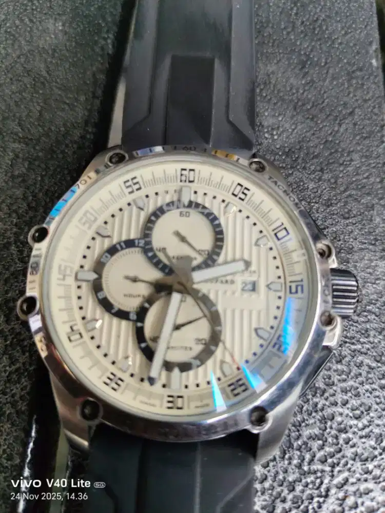 Jam tangan CHOPARD SINGAPORE GP 2009