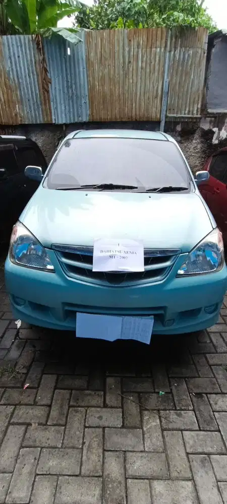 Daihatsu Xenia 2011 Bensin