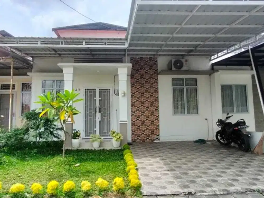 Rumah cantik Perumahan Symphony Sudirman, pekanbaru