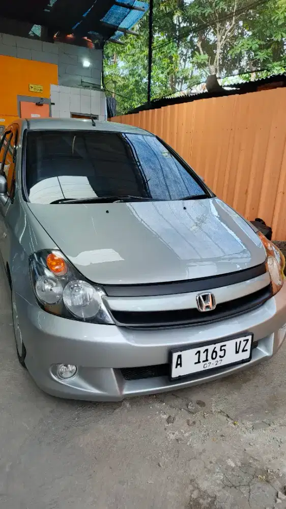 Honda Stream 2.0 AT 2006