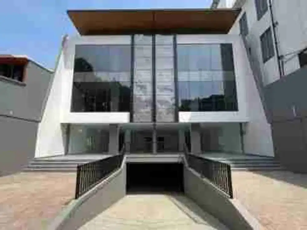 Gedung Mewah Di Duren Sawit Jakarta Timur (Lokasi strategis jalan utama duren sawit)