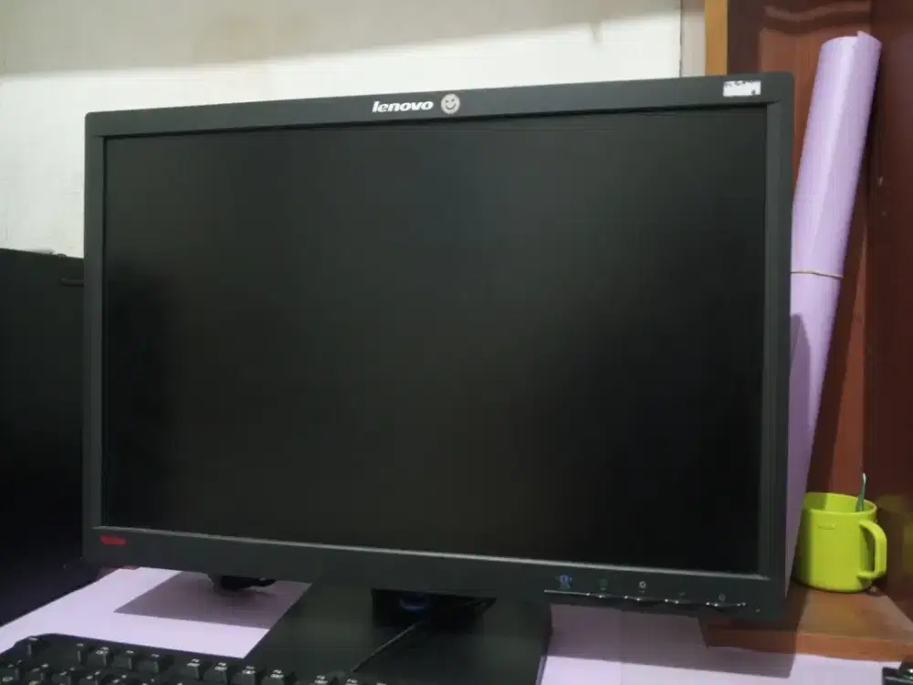 Monitor pc led 22 inch lenovo thinkvision