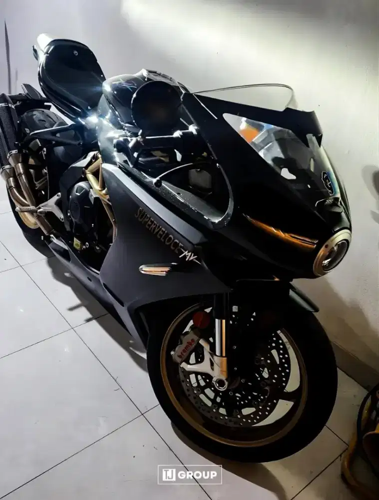 MV Agusta Superveloce 800 2021