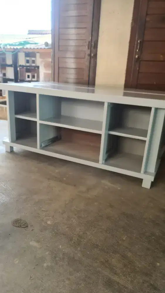 Lemari Buffet Deswar semi duko Baru kondisi bagus rapih