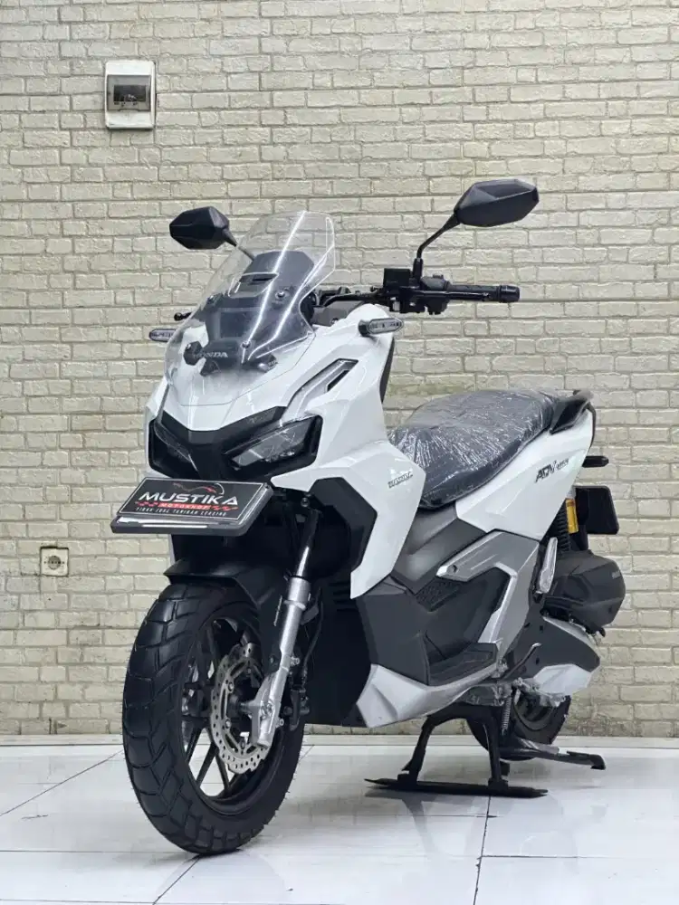 HONDA ADV 160 CBS 2023- Chintia Mustika