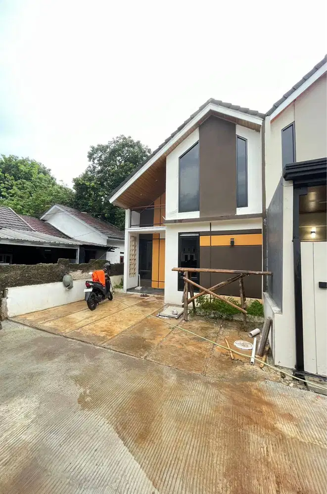 Disewakan rumah per Tahun