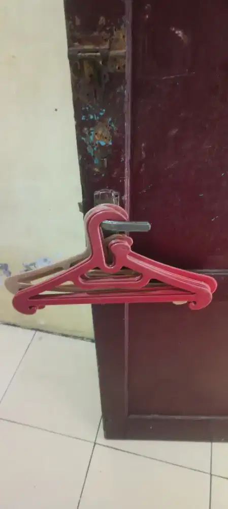 Dijual cepat hanger baju