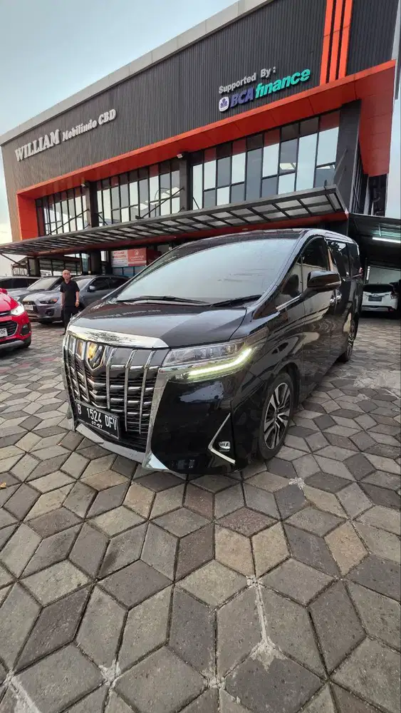 Toyota Alphard 2022 Bensin