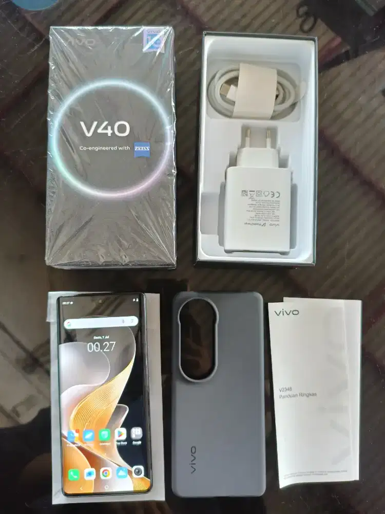 Vivo V40 12/256