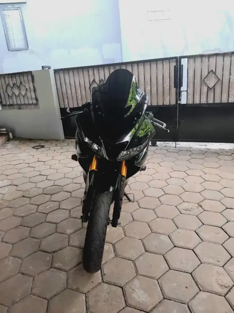 JUAL MOTOR YZF R15