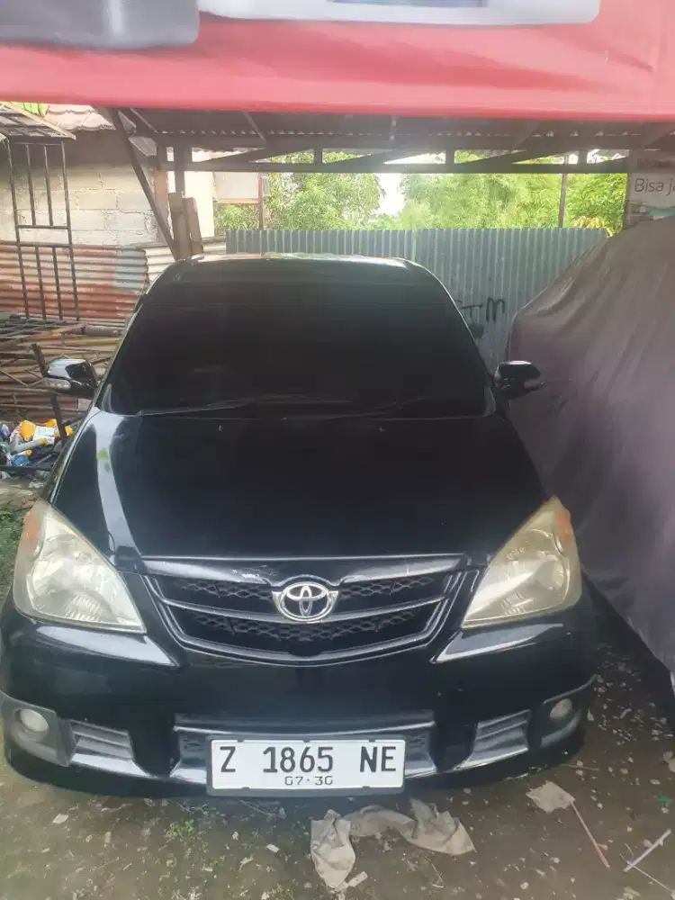 Avanza 2010 hitam manual G