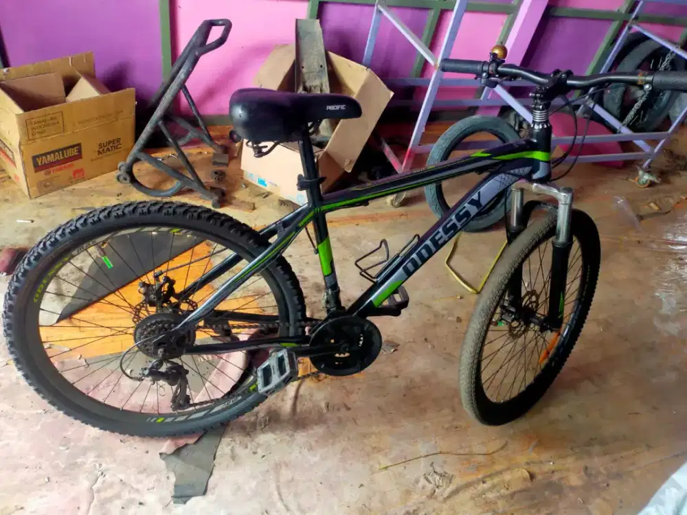 Di jual sepeda ukuran dewasa