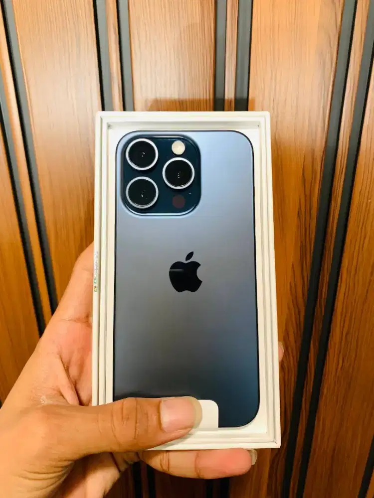 iPhone 15pro blue titanium 128gb iBox