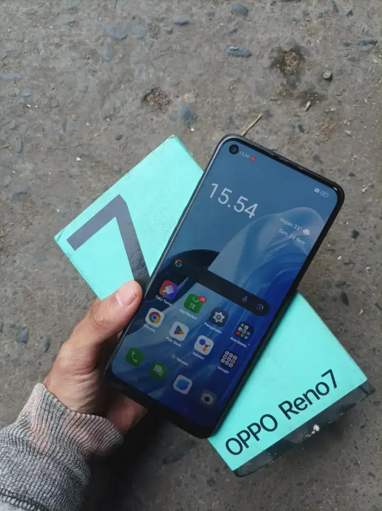 Oppo Reno 7 8+4GB/256GB lengkap