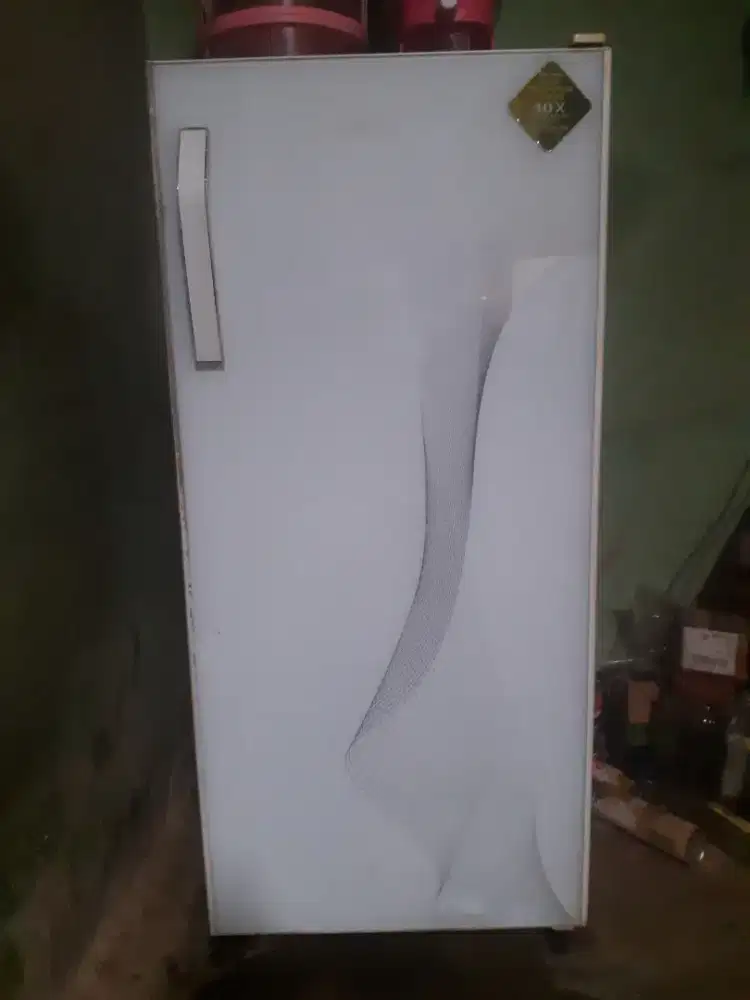 Kulkas 1 pintu polytron