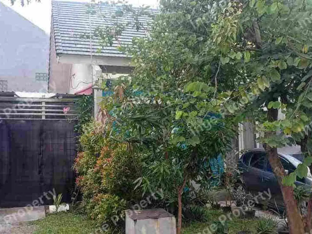 Rumah hoek asri & nyaman Cibubur country