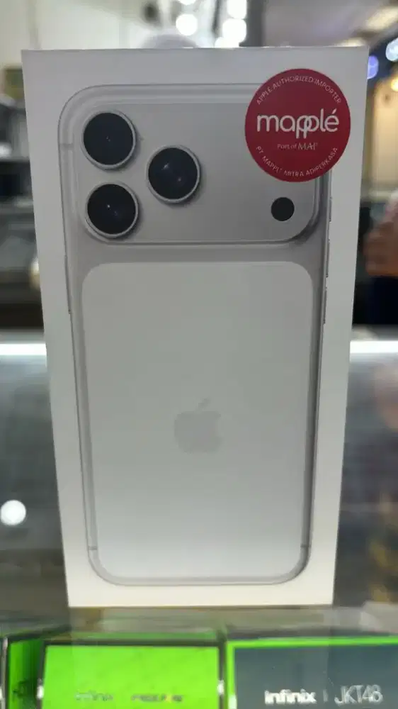 IPHONE 17 PROMAX RESMI
WARNA SILVER