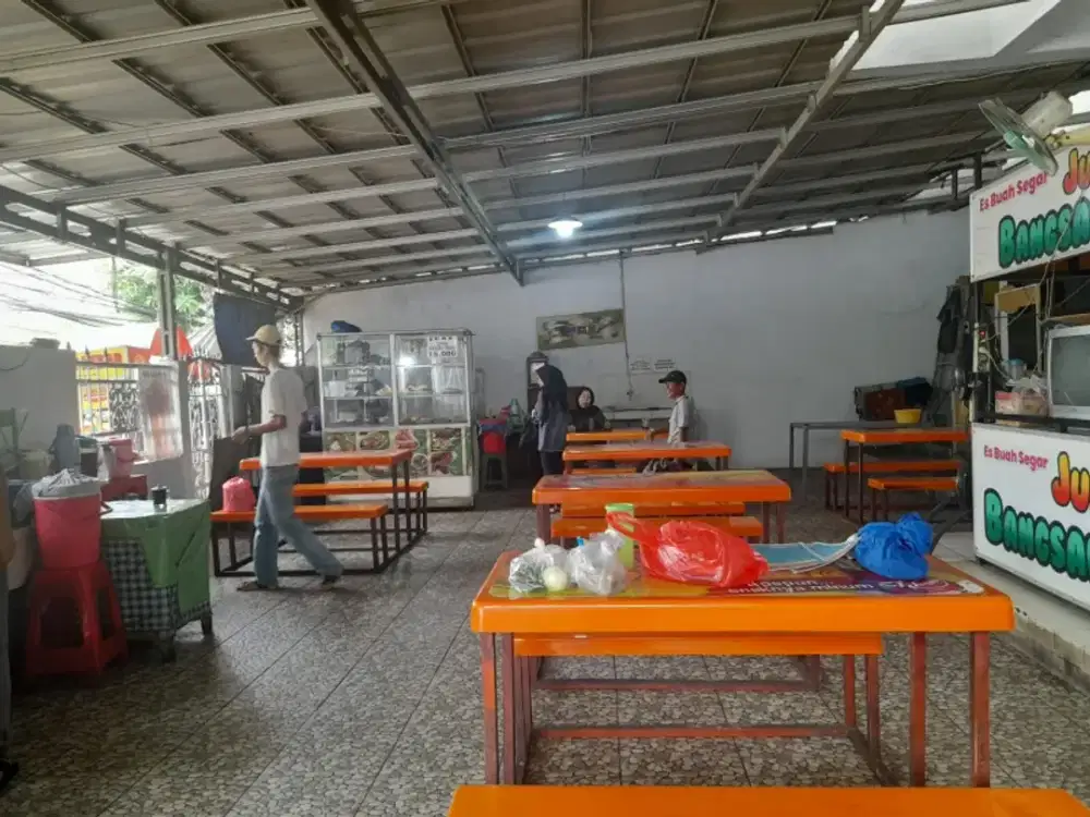 Dijual Cepat! Rumah + Lahan Usaha di Pinggir Jalan Asem Baris, Tebet