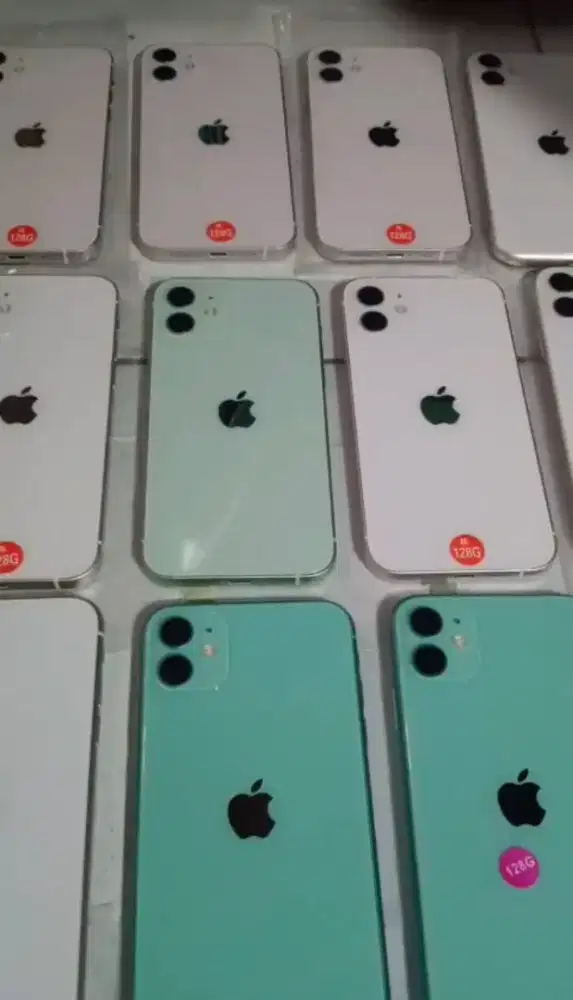 Iphone 11, IP 12/128Gb inter mulus 99,%