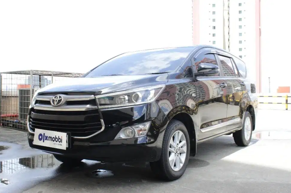 TDP 12JT Toyota Kijang Innova 2.0 V Bensin-AT Hitam 2018
