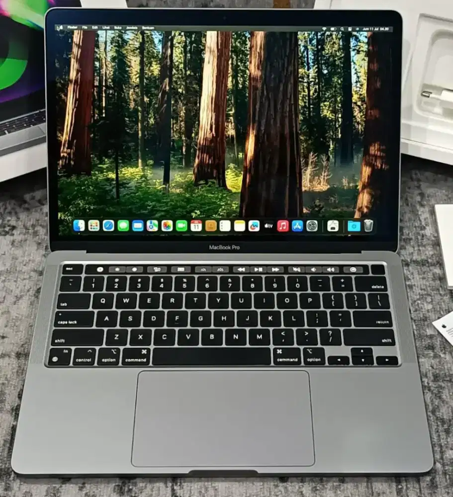 MacBook Pro M2 2022 13 TouchBar 8GB 512GB Gray Fulset Like New -CC 68-