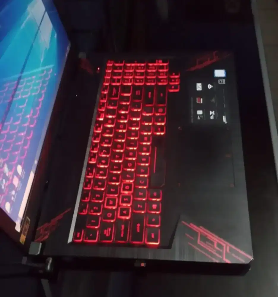 Asus tuf fx504ge i7 gen8 gtx1050ti4gb ram8gb ssd128+1tera hdd.