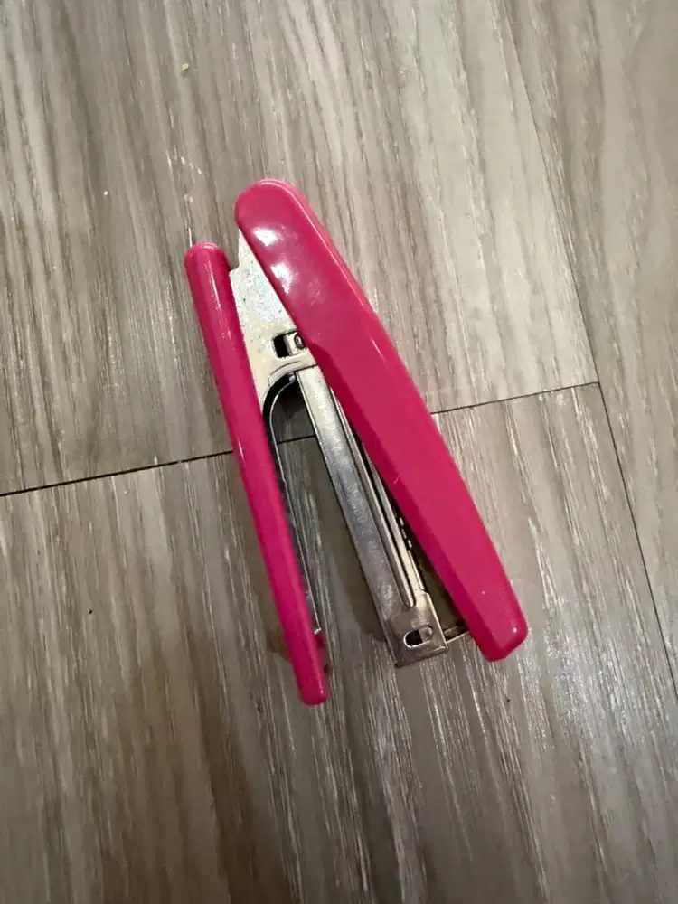 Alat staples joyco pink