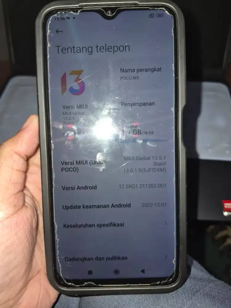 Poco m3 bekas pemakaian