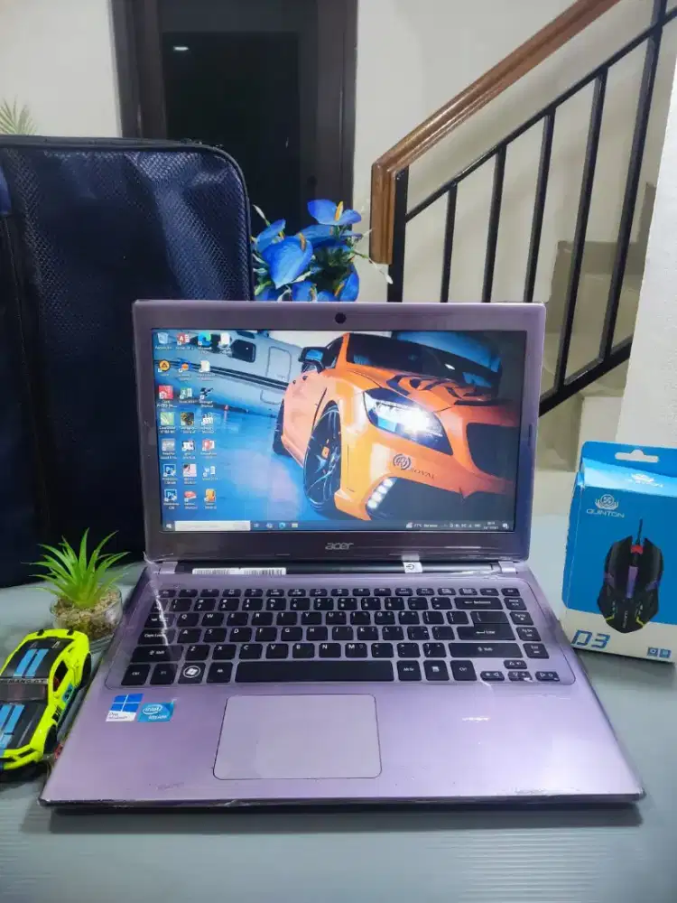 Acer Aspire V5 RAM 8GB SSD Windows 10 Pro Siap Pakai