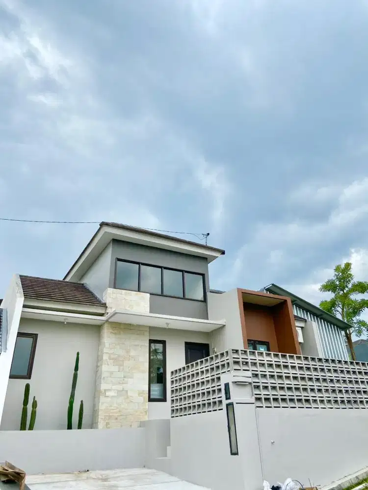 Dijual rumah dekat undip