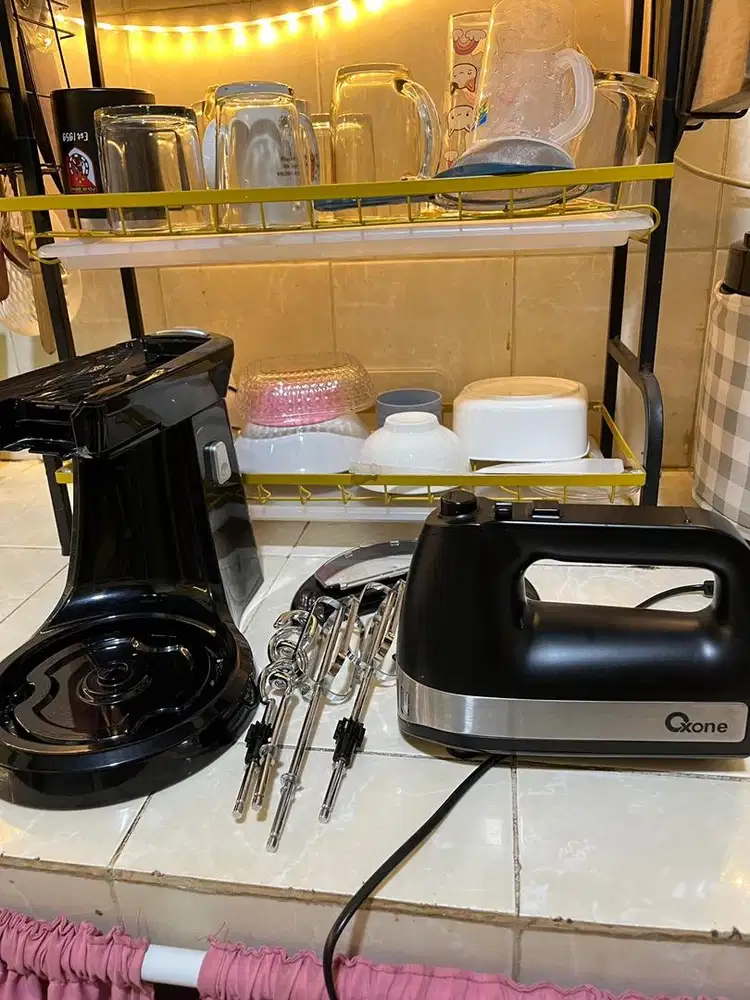Stand mixer oxone seperti baru,lengkap mulus