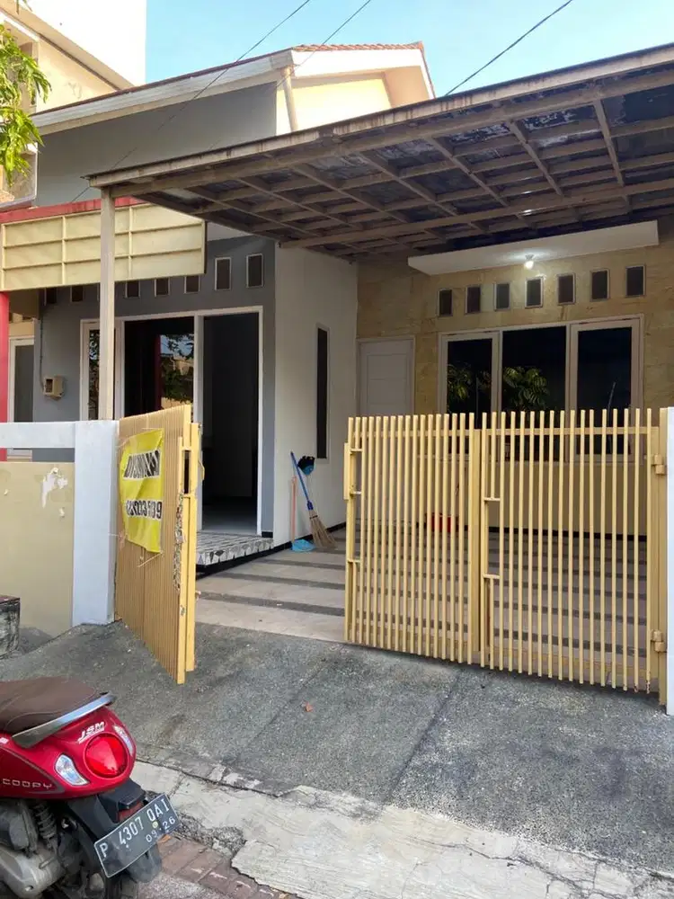 Rumah Oper Kontrak di Surabaya Timur (