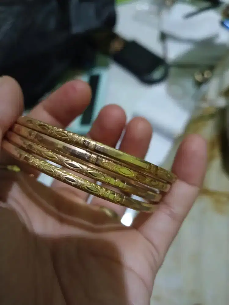 TERIMA JUAL BELI MAS DAN LOGAM MULIA.INBOX