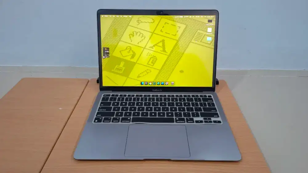 Macbook Air M1 Mulus