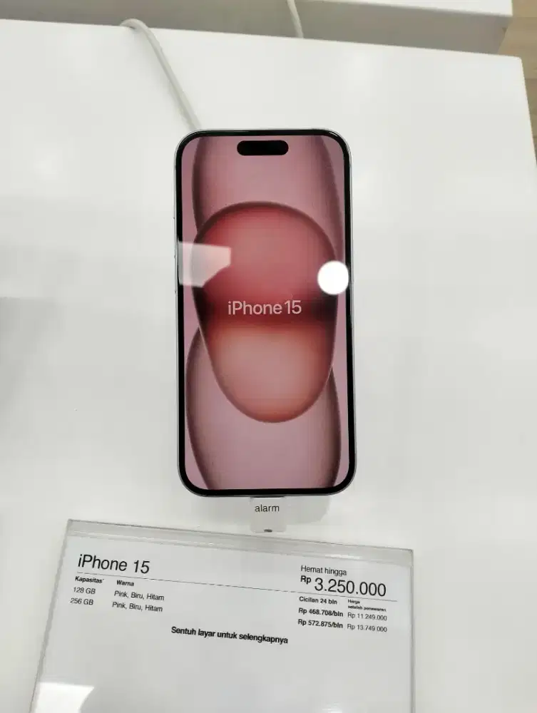 Credit iPhone 15 128GB cicilan bunga mulai 0%
