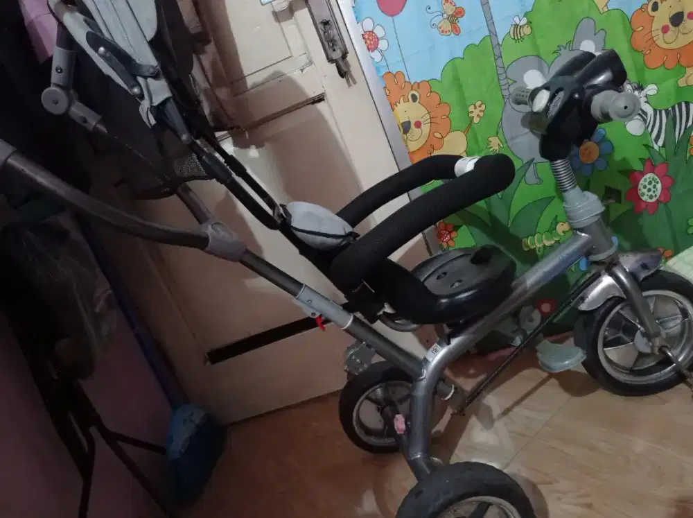 Sepeda roda 3 merk family
