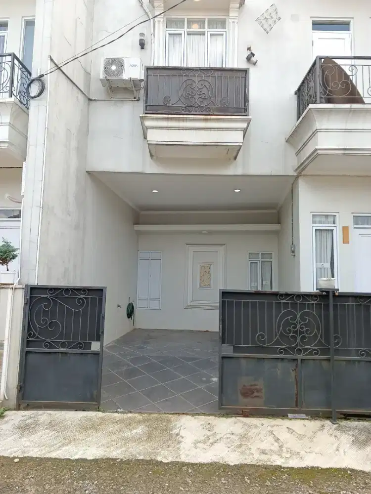 D take over rumah 76m 2lantai dp 30jt include notaris dkt pucung depok
