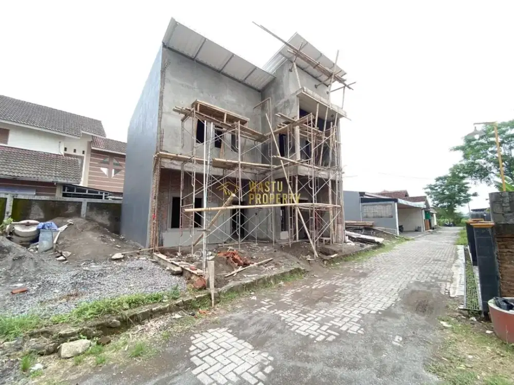 RUMAH 2 LANTAI SEMI FURNISH DI DEKAT RINGROAD MAGUWO JOGJA