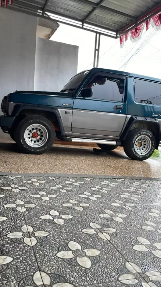 Di jual mobil veroja plat b pajak idup