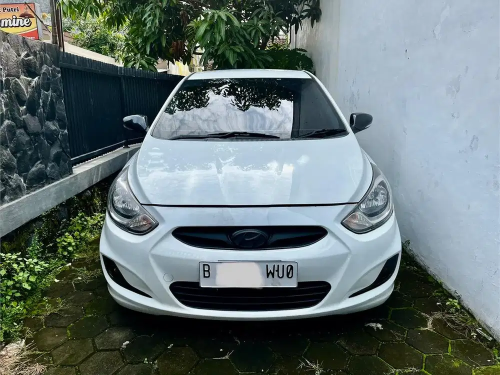 Hyundai Grand Avega 1.4 A/T 2013 Putih